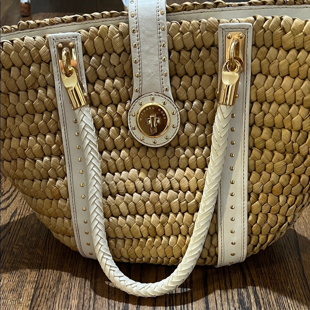 Michael Kors Natural Straw Tote with White Trim and Gold Hardware - Picture 5 of 8